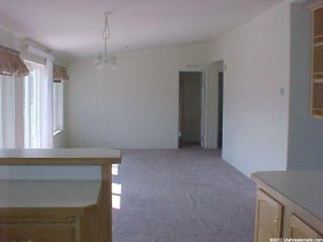 5142 S 2875 W, Roy, UT 84067 — photo 7