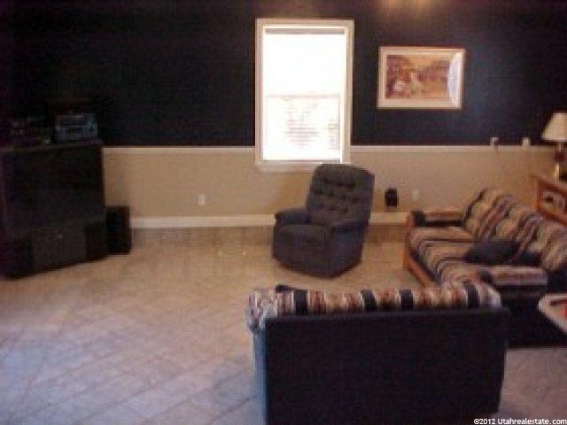 1360 N 550 W, West Bountiful, UT 84087 — photo 3