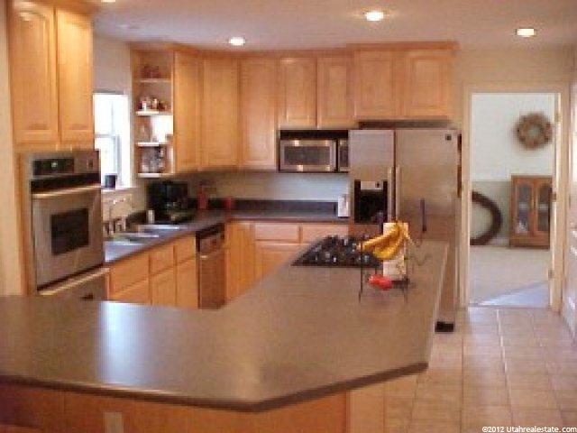 1360 N 550 W, West Bountiful, UT 84087 — photo 5