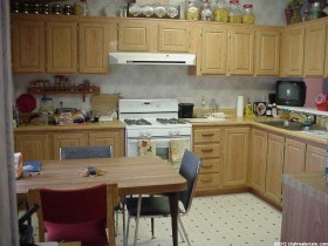 371 Broadmoor Ave, Ogden, UT 84404 — photo 3