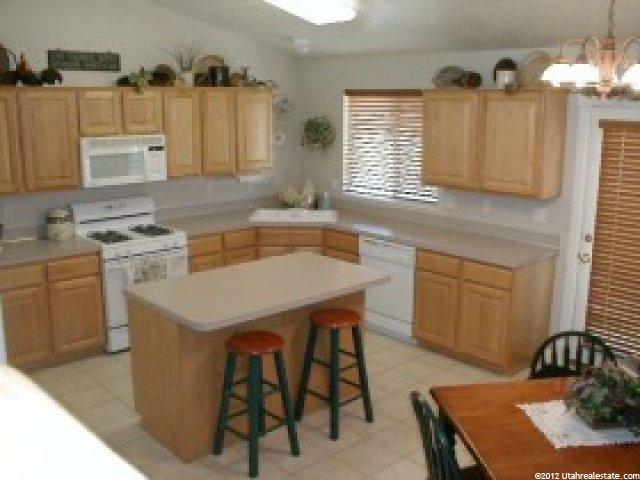 1272 Bridgecreek Ln, Layton, UT 84041 — photo 4