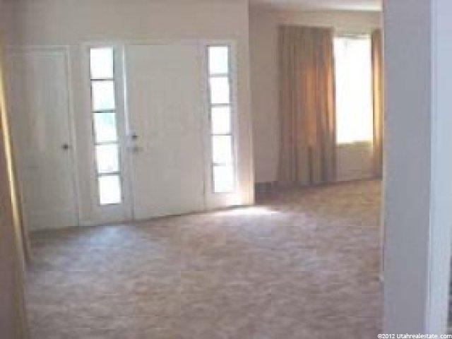 451 Whitesides St, Layton, UT 84041 — photo 4