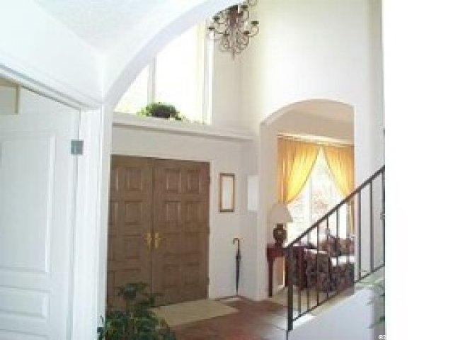 5213 Skyline Dr, Ogden, UT 84403 — photo 2