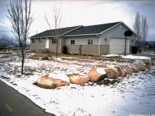 285 E 700 S, Mt Pleasant, UT 84647 — photo 2