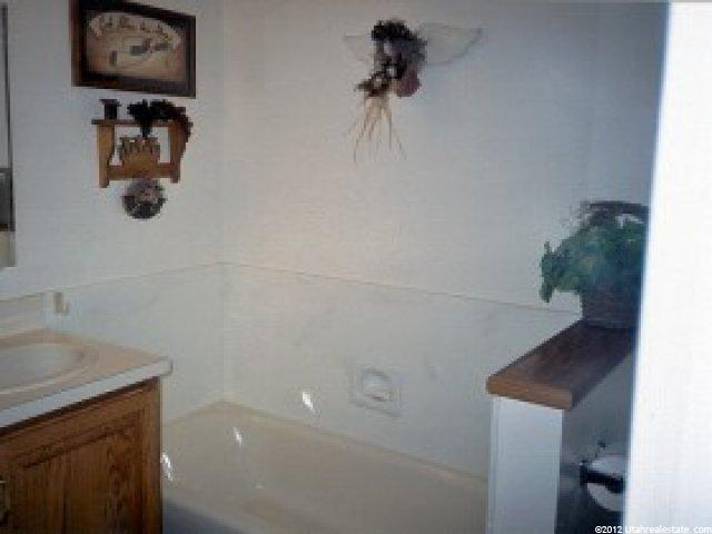 285 E 700 S, Mt Pleasant, UT 84647 — photo 4