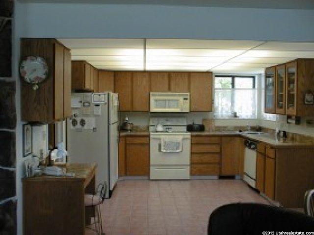 534 N 100 E, Farmington, UT 84025 — photo 4