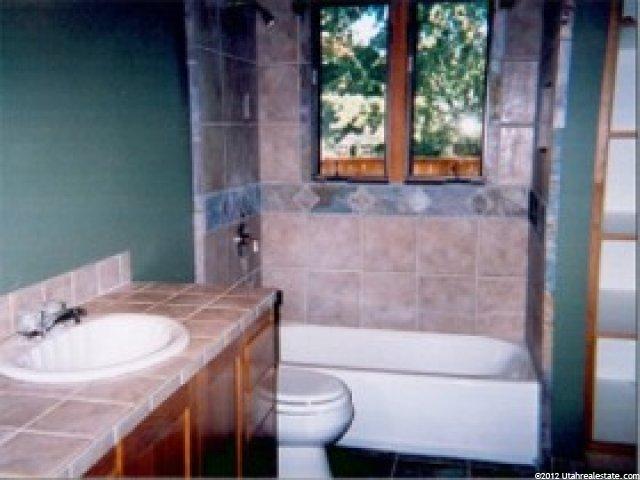 10301 Clearview Dr, Sandy, UT 84070 — photo 5
