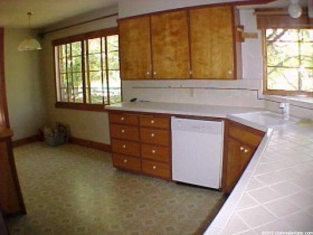 730 Hillcrest Ave, Logan, UT 84321 — photo 3