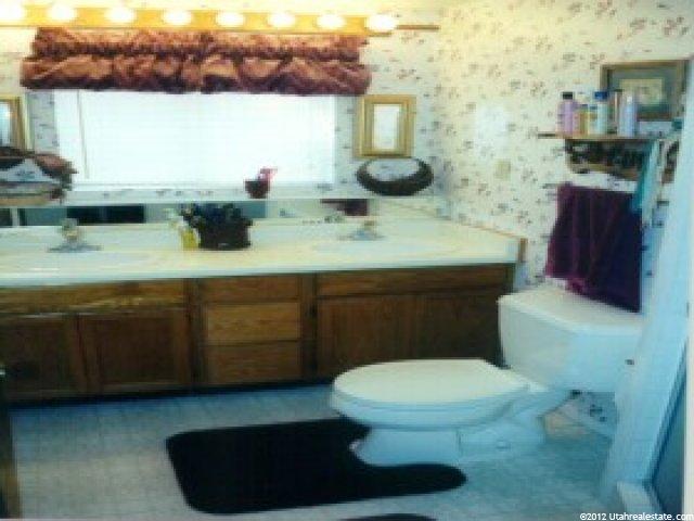 11182 Sandy Creek Dr, Sandy, UT 84094 — photo 7