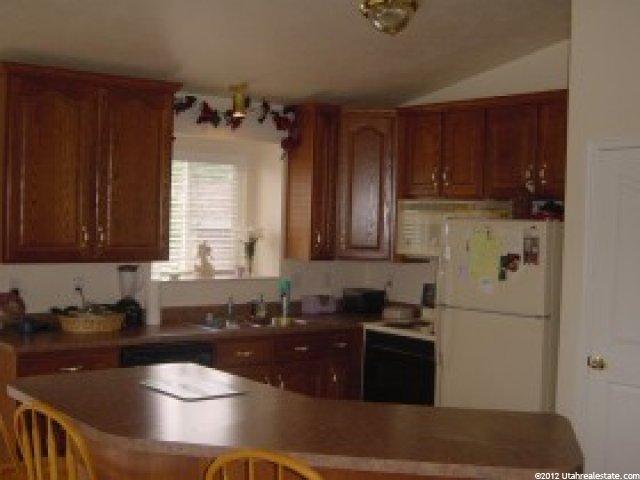 71 S 1250 E, Logan, UT 84321 — photo 2