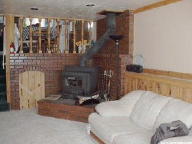 2633 Twain Dr, Magna, UT 84044 — photo 3