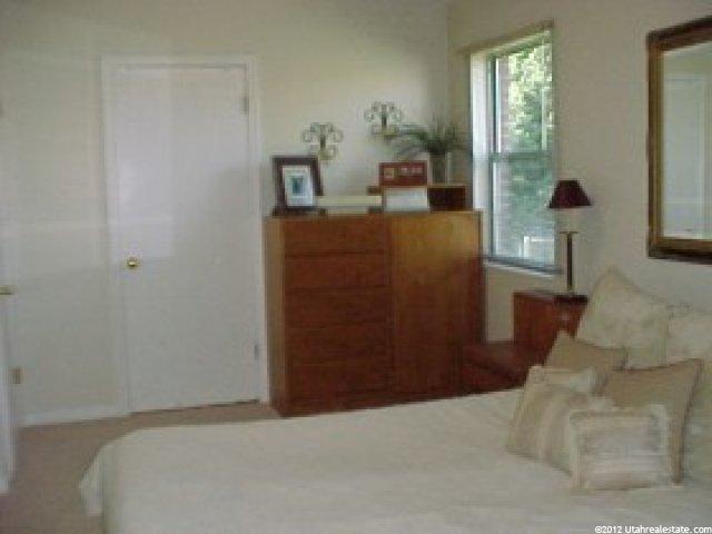 5769 Hillside Dr, Murray, UT 84107 — photo 7