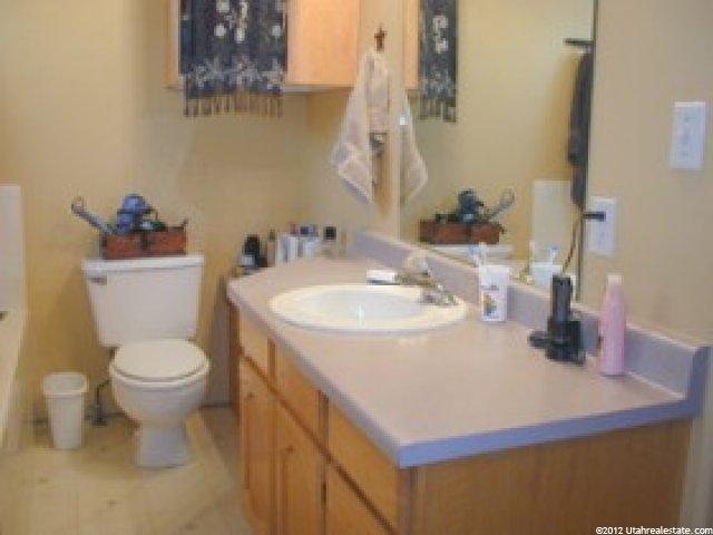7564 S 1000 E, Midvale, UT 84047 — photo 4