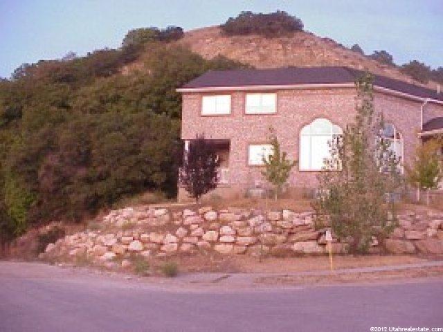 818 Eagleridge Dr, Bountiful, UT 84010 — photo 2
