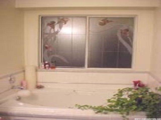 291 W 5550 S, Washington Terrace, UT 84405 — photo 4