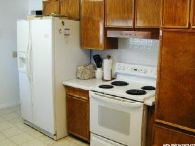 594 E 100 N, Kaysville, UT 84037 — photo 3