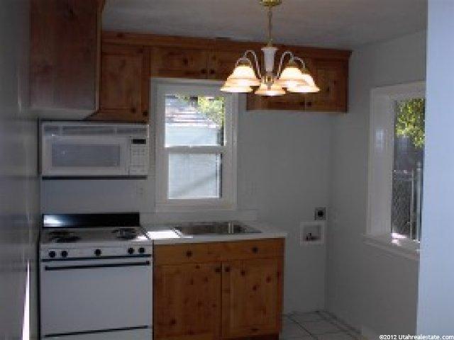 570 W 550 N, Bountiful, UT 84010 — photo 5