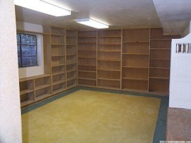 453 W 3300 S, Bountiful, UT 84010 — photo 4