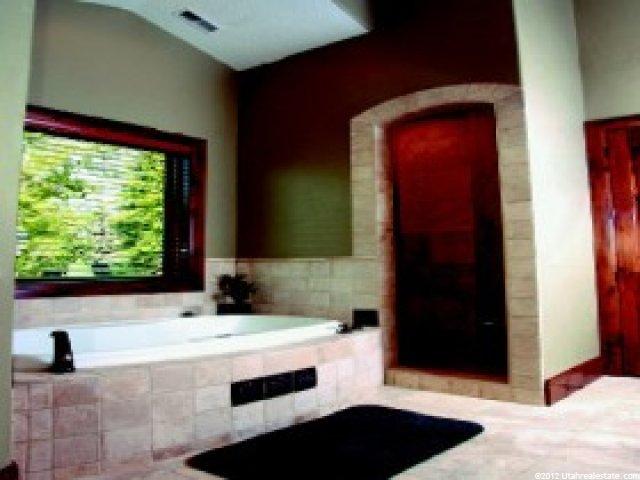3321 E Glacier Ln, Sandy, UT 84092 — photo 6