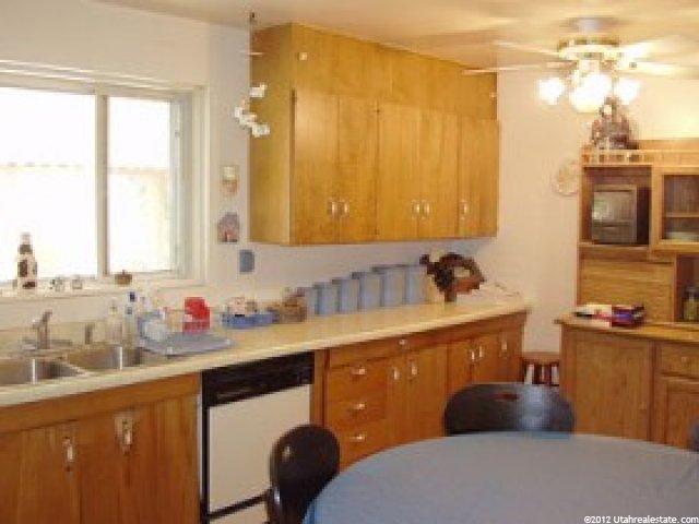 9751 Silica Dr, Sandy, UT 84094 — photo 4