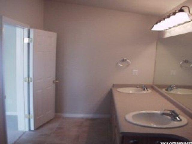 4320 S 2300 E, Holladay, UT 84124 — photo 5