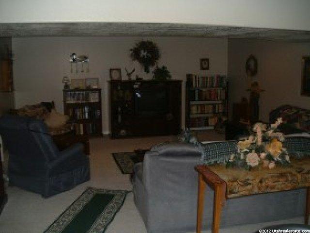 5494 S 200 E, Washington Terrace, UT 84405 — photo 8