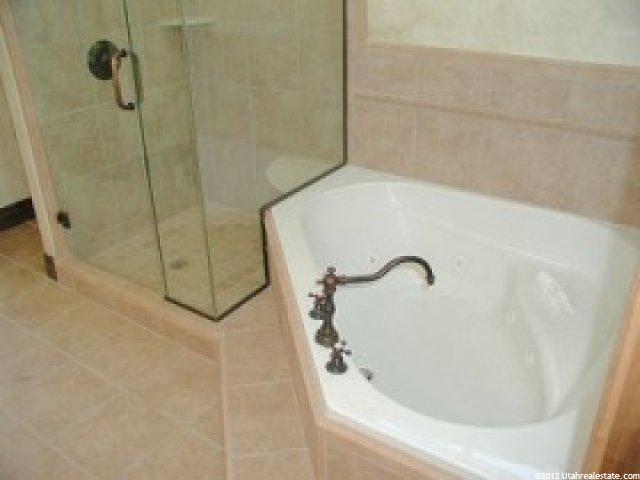 9549 S Candle Tree Ln, Sandy, UT 84092 — photo 7