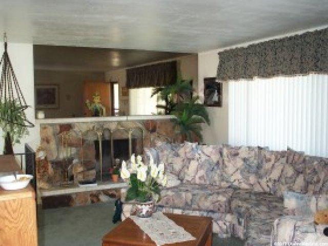 10681 Savannah Dr, Sandy, UT 84094 — photo 2