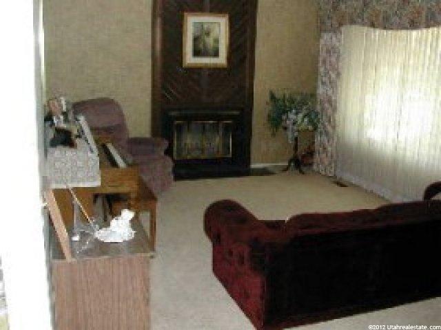 638 S 600 E, River Heights, UT 84321 — photo 2