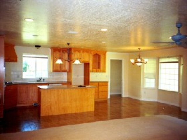 212 Larsen Ln, Layton, UT 84041 — photo 7