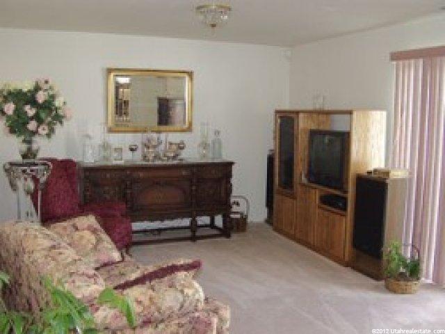 664 Sunset Links Dr, Murray, UT 84123 — photo 7