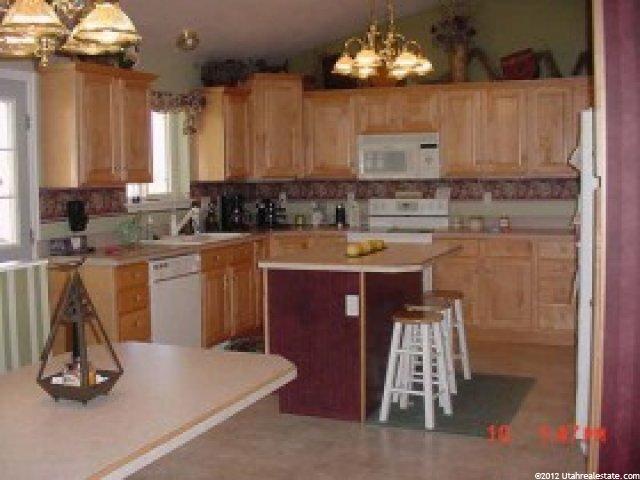 619 N 100 E, Mendon, UT 84325 — photo 2
