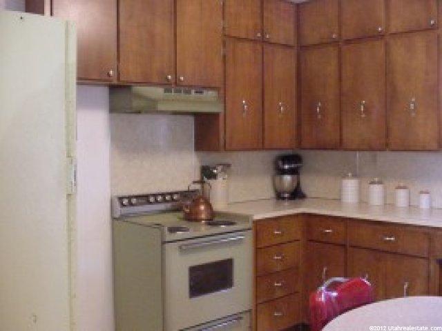 195 S 100 E, Nephi, UT 84648 — photo 4