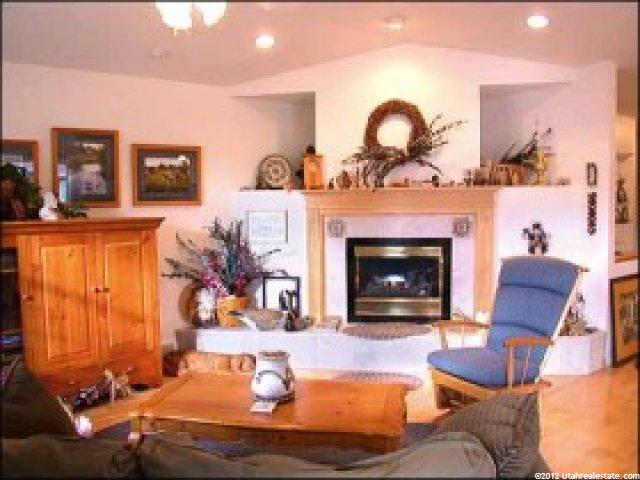 8576 S 920 E, Sandy, UT 84094 — photo 3