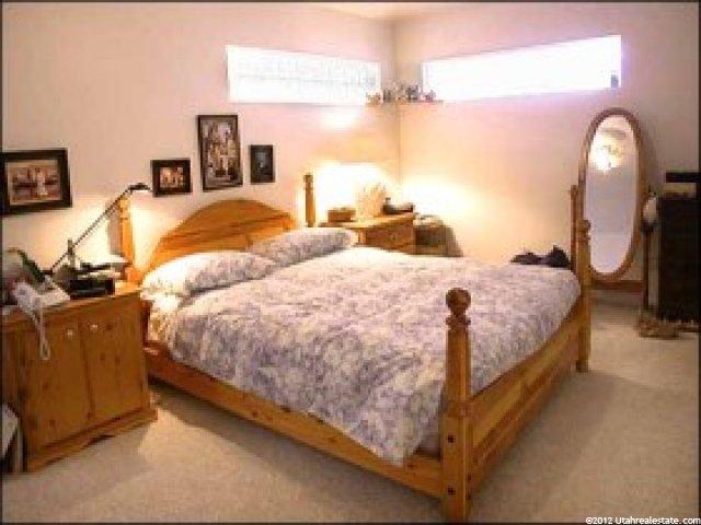 8576 S 920 E, Sandy, UT 84094 — photo 5