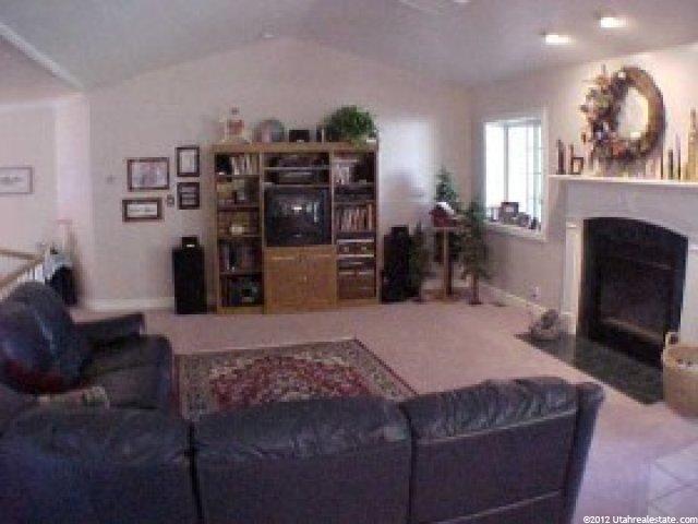 2451 E Cherry Ln, Layton, UT 84040 — photo 2