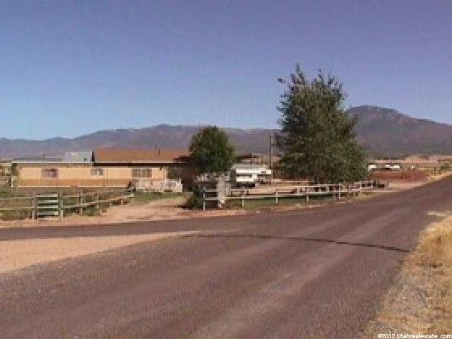 740 W 1375 N, Fillmore, UT 84631 — photo 2