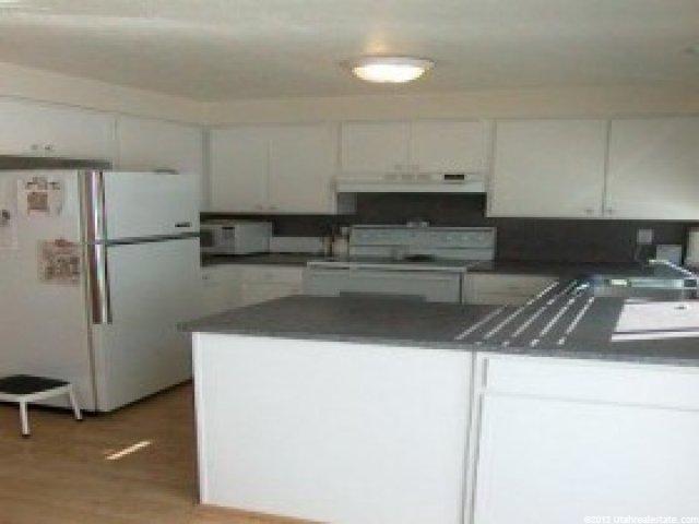 928 Bristol Rd, Fruit Heights, UT 84037 — photo 4