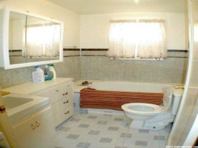 54 S 500 W, Logan, UT 84321 — photo 2