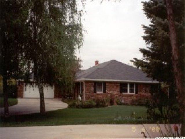 4776 Panorama Dr, South Ogden, UT 84403 — photo 2