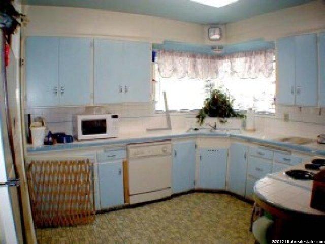 561 W 300 N, Logan, UT 84321 — photo 5