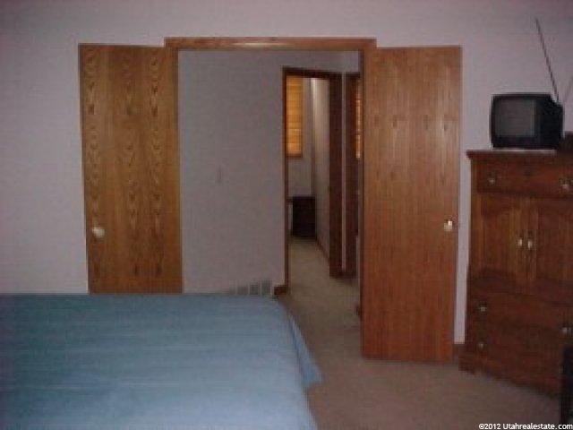 2283 Valley View Dr, Layton, UT 84040 — photo 4