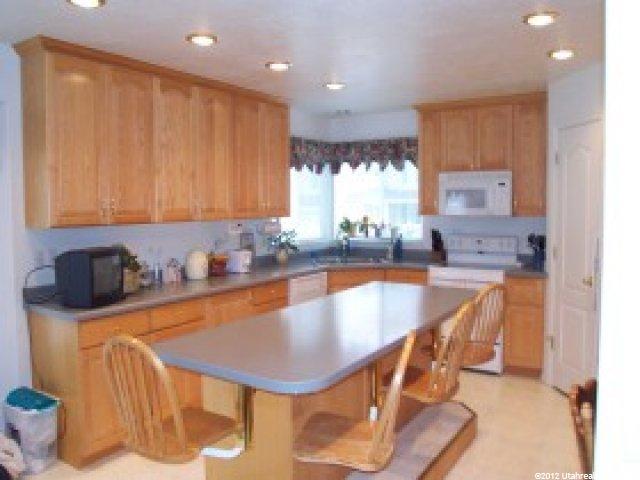 1716 N 2675 E, Layton, UT 84040 — photo 2