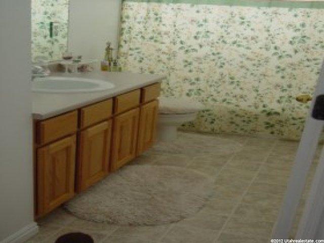 1320 N 925 W, Harrisville, UT 84404 — photo 5