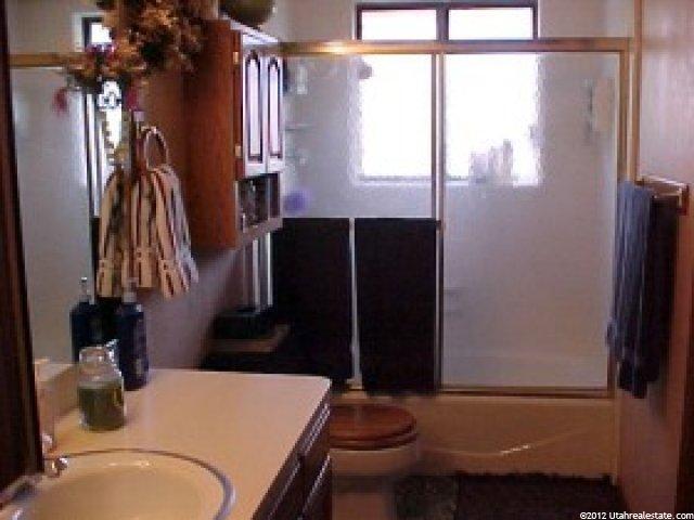852 Ash Dr, Layton, UT 84040 — photo 7