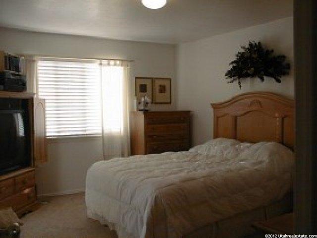 2041 N 750 W, Clinton, UT 84015 — photo 6