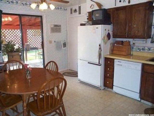 645 W 2250 N, West Bountiful, UT 84087 — photo 3