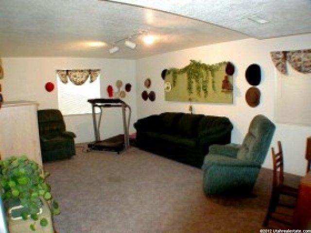 210 E 8650 S, Paradise, UT 84328 — photo 5