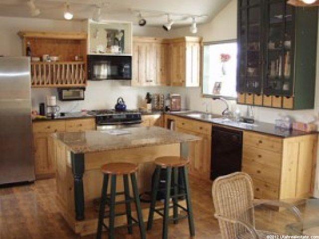 10328 S 2260 E, Sandy, UT 84092 — photo 3