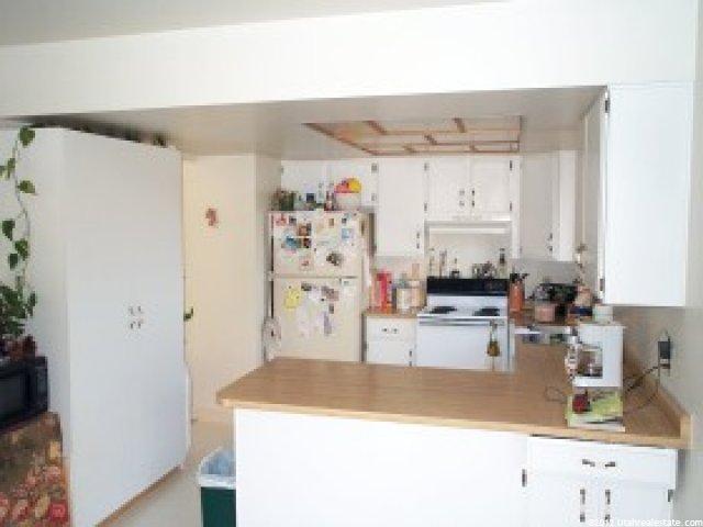9136 Meadow Ct, Sandy, UT 84093 — photo 4